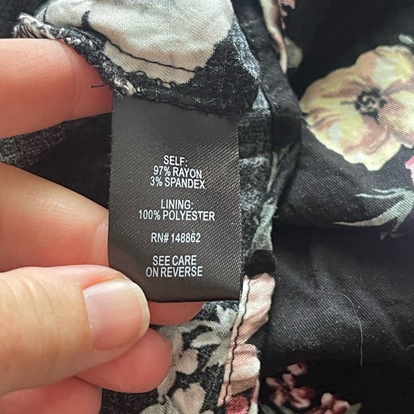 Torrid black flutter sleeve midi dress - Picture 6 of 7